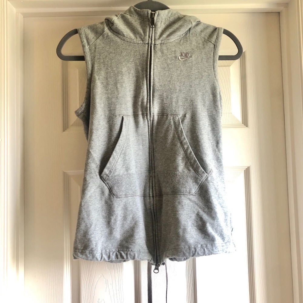 Nike Sleeveless Jacket